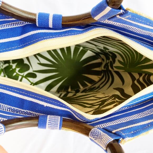 NWOT Blue Handmade Handwoven Fabric Straw Double Wooden Handle Tote Handbag - Picture 7 of 7